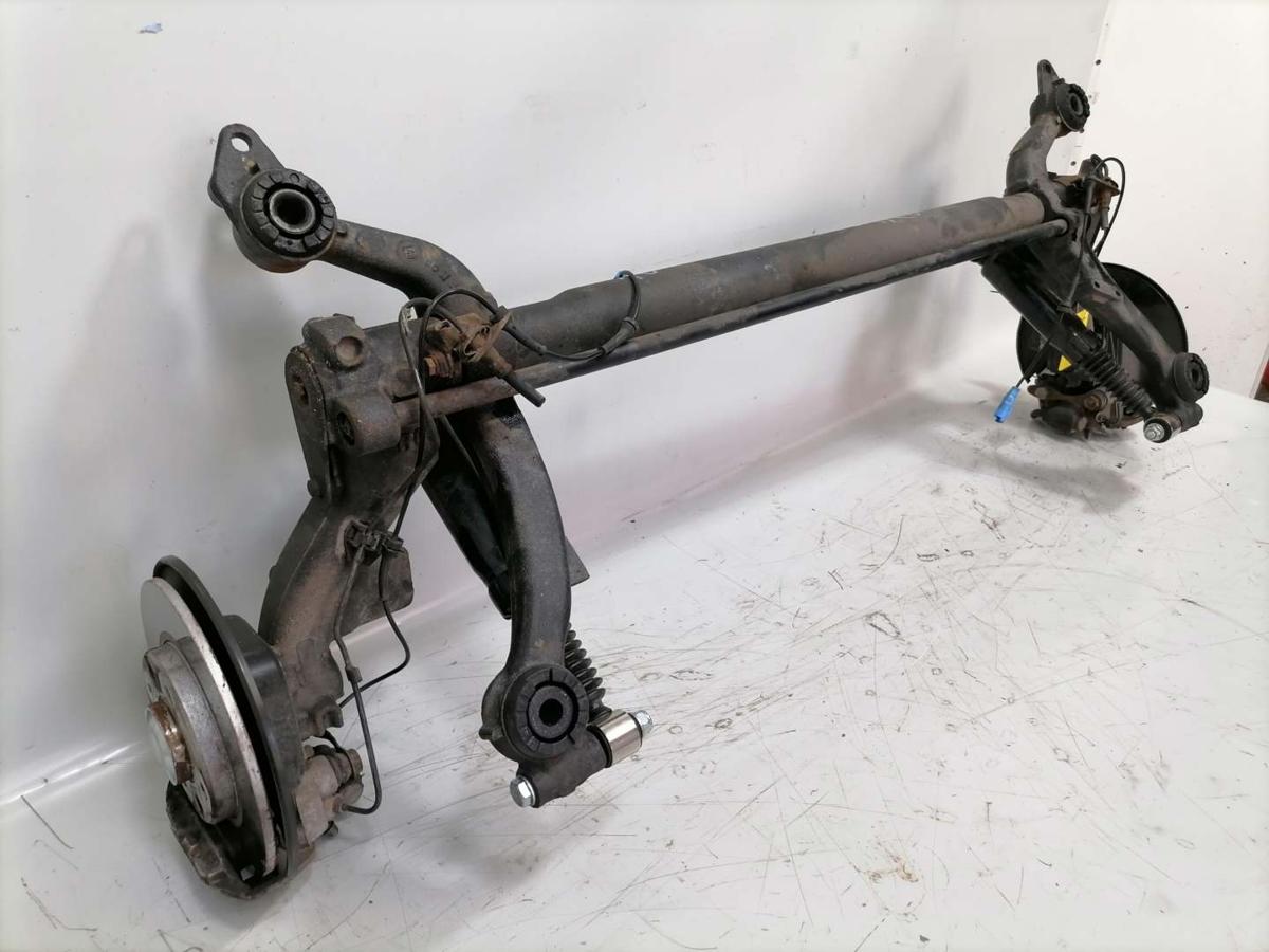 Peugeot 206 Hinterachse Scheibenbremse ABS Bj.2004 Peugeot 206 Hinterachse Scheibenbremse ABS Bj.2004